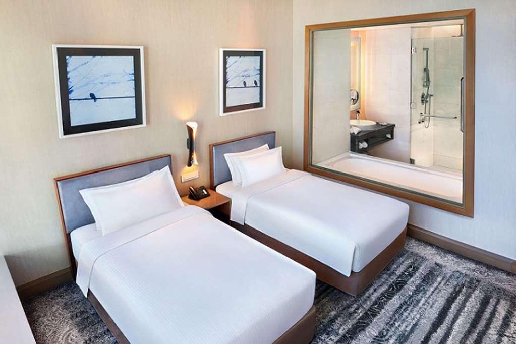 Carlton Hotel 5*